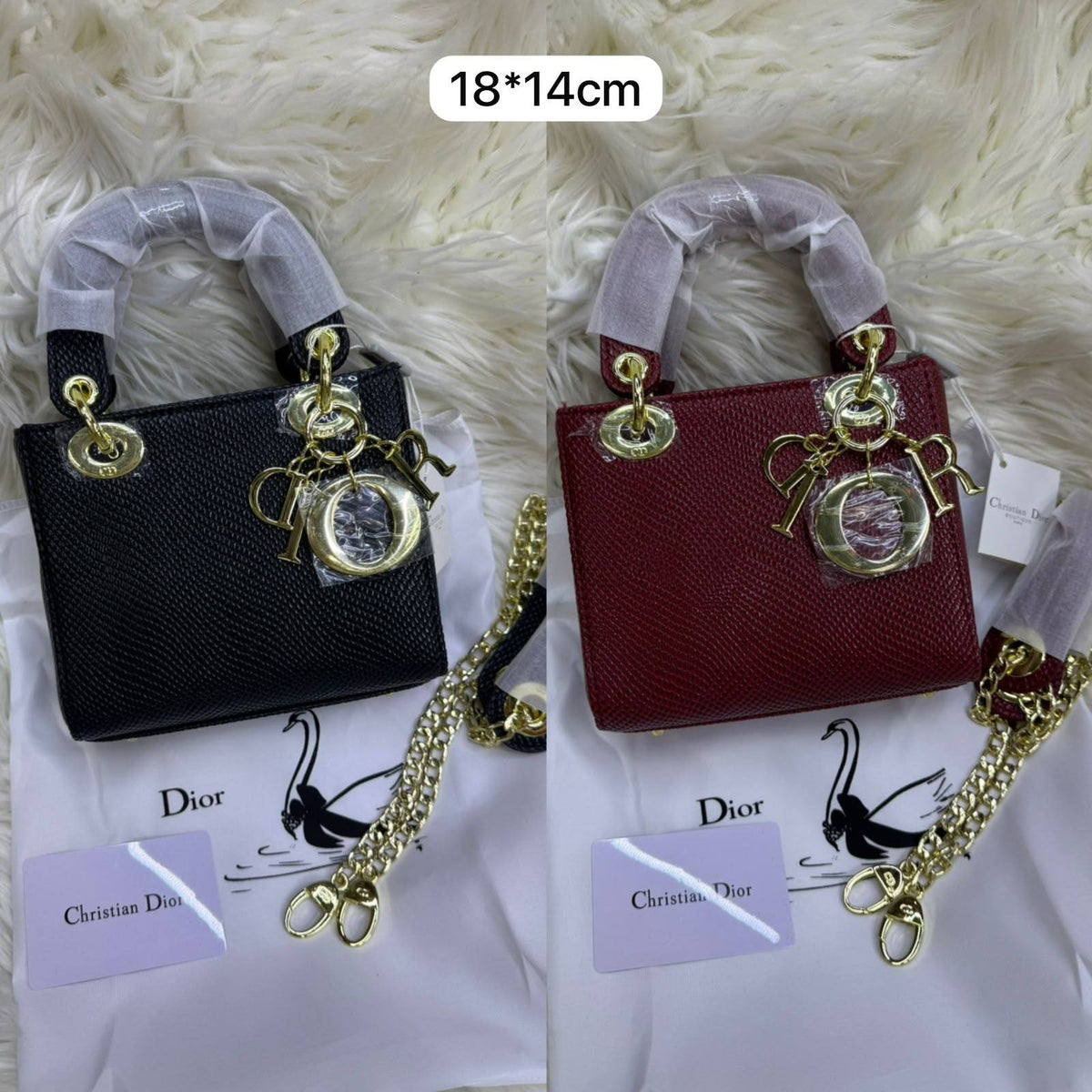 Lady Dior 

First quality +🎁

Size : 18 * 14 * 7 cm

95 dhs🇦🇪🇦🇪

with box 🎁

Zain115
♥️♥️♥️