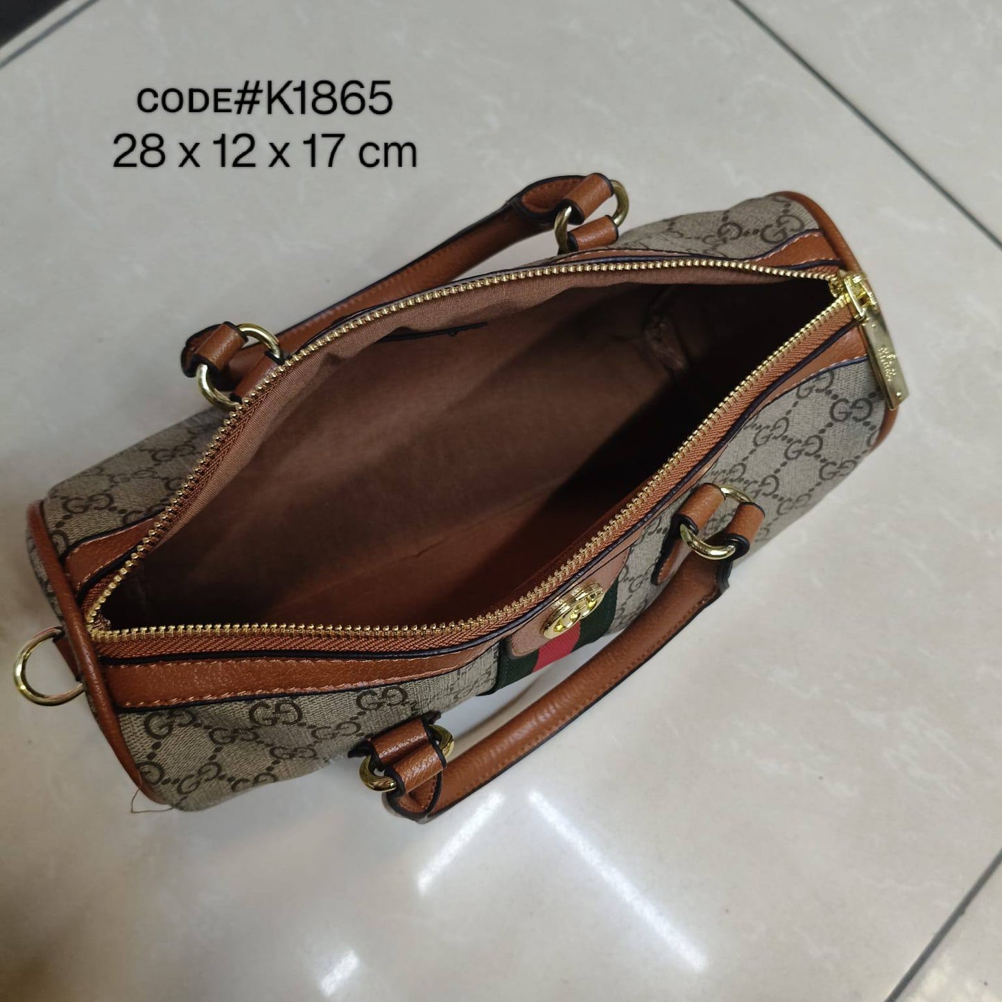 GUCCI ᴏᴘʜɪᴅɪᴀ sᴘᴇᴇᴅʏ
ᴛᴏᴘ ʜᴀɴᴅʟᴇ ʙᴀɢ
GG sᴜᴘʀᴇᴍᴇ ᴄᴀɴᴠᴀs
ʟᴇᴀᴛʜᴇʀ ᴛʀɪᴍ
ᴡɪᴛʜ sɪɢɴᴀᴛᴜʀᴇ ɢʀᴇᴇɴ
ᴀɴᴅ ʀᴇᴅ ᴡᴇʙ sᴛʀɪᴘ
ᴡɪᴛʜ ʟᴏɴɢ sᴛʀᴀᴘ
sɪᴢᴇ : 28 cm

75 dhs🗽

Zain31