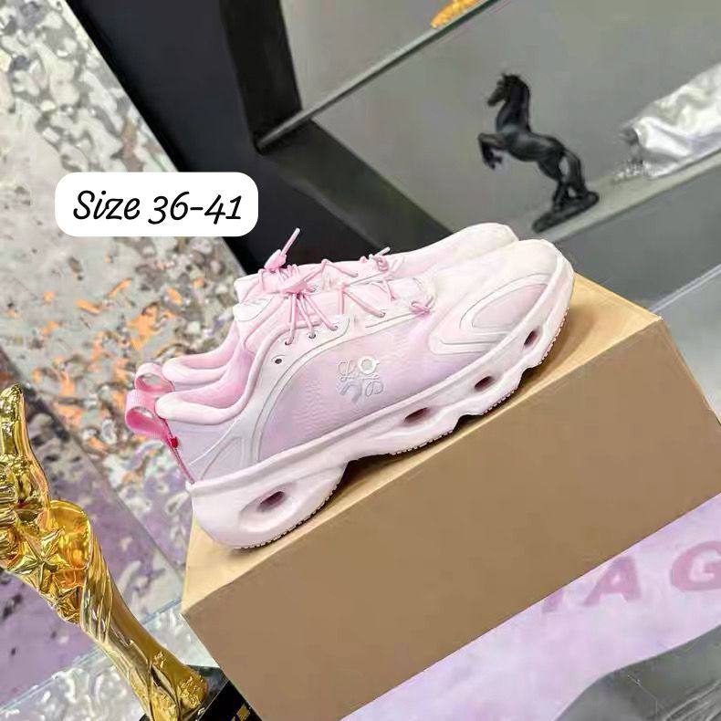 QC Loewe
Good quality 
130 dhs💓

Zain138
♥️♥️♥️