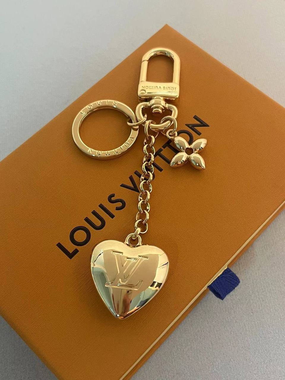 65 dhs🪙💕 
keychain And Bag Charm

Zain89
♥️♥️♥️