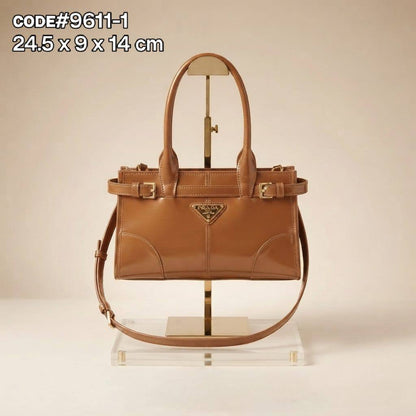 Prada ʙᴏɴɴɪᴇ ʜᴀɴᴅʙᴀɢ
ʟᴀᴍʙsᴋɪɴ ʟᴇᴀᴛʜᴇʀ ᴍᴀᴛᴇʀɪᴀʟ
ɢᴏʟᴅ ʜᴀʀᴅᴡᴀʀᴇ
ɪᴛ ʜᴀs ᴀ ʙᴇʟᴛ ʟᴏɴɢ sᴛʀᴀᴘ
sɪᴢᴇ : 24.5  cm

90 dhs🇦🇪🇦🇪

Zain31
♥️♥️♥️