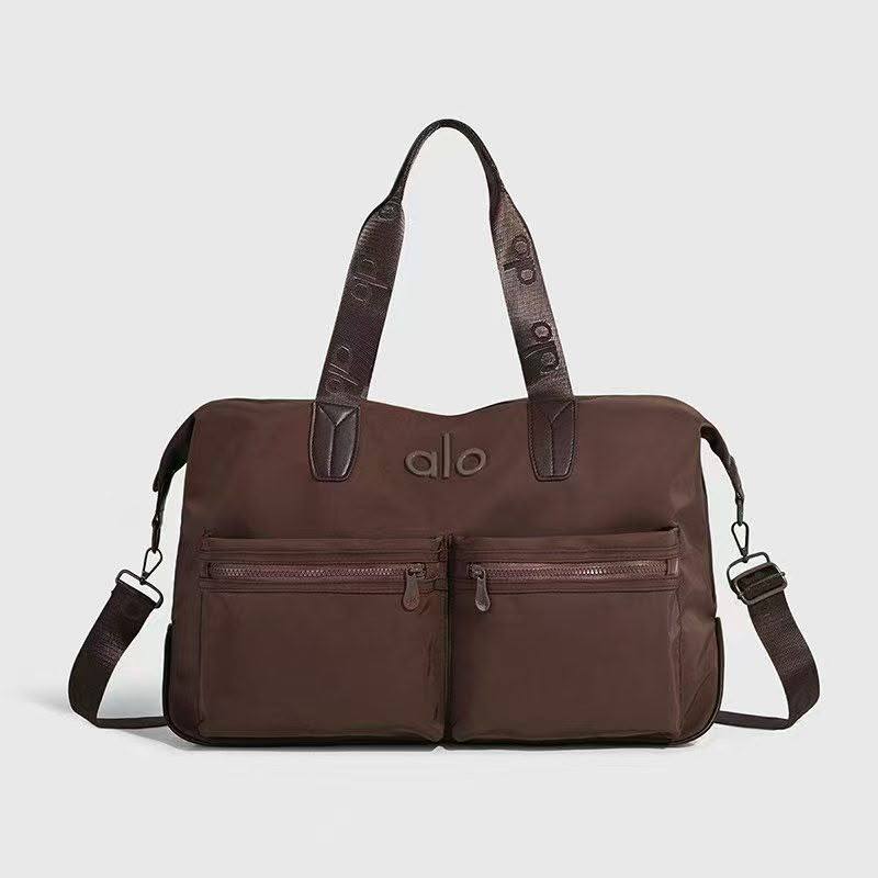 Alo
85 dhs✅
size 45×20×28cm

Zain42
♥️♥️♥️