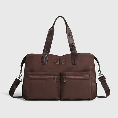 Alo
85 dhs✅
size 45×20×28cm

Zain42
♥️♥️♥️