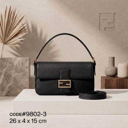 FENDI ʙᴀɢᴜᴇᴛᴛᴇ
sʜᴏᴜʟᴅᴇʀ ʙᴀɢ ɪɴ 
ᴢᴜᴄᴄᴀ ᴄᴀɴᴠᴀs ᴍᴀᴛᴇʀɪᴀʟ
ᴀɴᴅ ʟᴇᴀᴛʜᴇʀ ᴍᴀᴛᴛᴇ ᴍᴀᴛᴇʀɪᴀʟ
ɪᴛ ʜᴀs ᴛᴡᴏ sᴛʀᴀᴘ
ɢᴏʟᴅ ʜᴀʀᴅᴡᴀʀᴇ
sɪᴢᴇ : 27 cm

75 dhs💓

Zain31
♥️♥️♥️