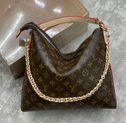 LV 
high quality 
with box 
230 dhs✅

Zain175
♥️♥️♥️