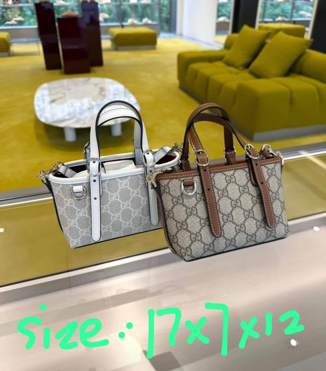 Gucci

Size：17/7/12

with box🎁

90 dhs✅

Zain07
♥️♥️♥️