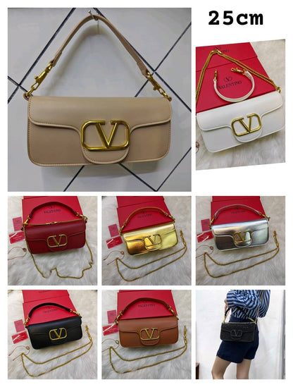 Valentino 

115 dhs✅

with box
🎁🎁🎁

Zain235
Zain42
♥️♥️♥️
