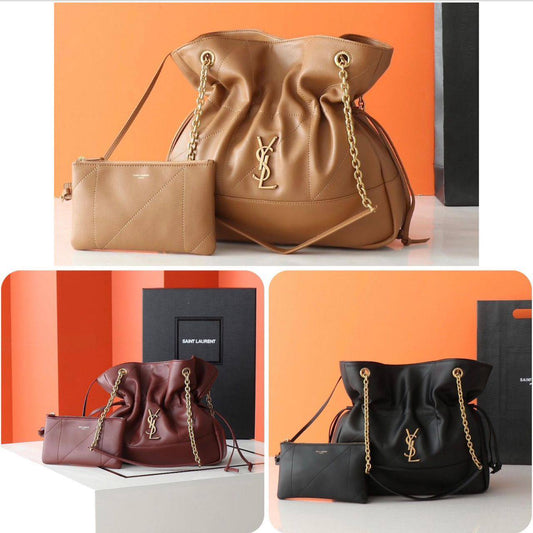 YSL
110 dhs🗽
SIZE：26×18×12.5cm
Good quality 

with box
🎁🎁🎁

Zain35
♥️♥️♥️