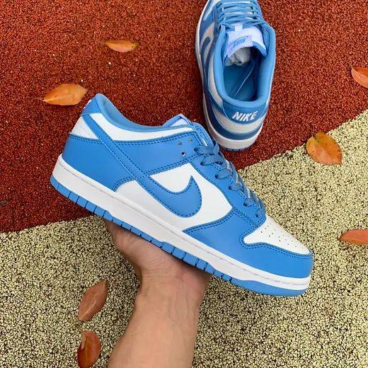 Dunk Low 
Size 36-46 
140 dhs🪙🌨️

Zain232
♥️♥️♥️