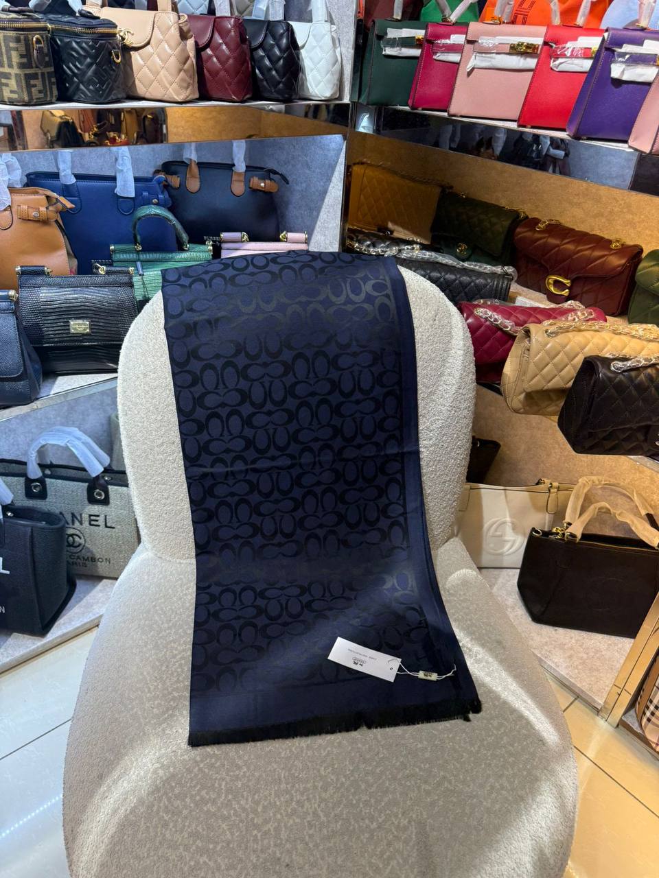 New
Cotton scarf 
45 dhs🪙🌨️

Zain93
♥️♥️♥️