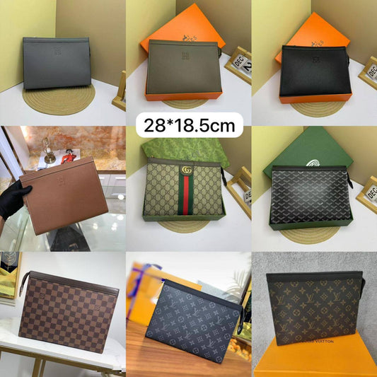 💖 Brand Clutch
1️⃣ First quality +🎁
Size : 28 * 18.5 cm
60 dhs✅
with box 🎁

Zain115
♥️♥️♥️