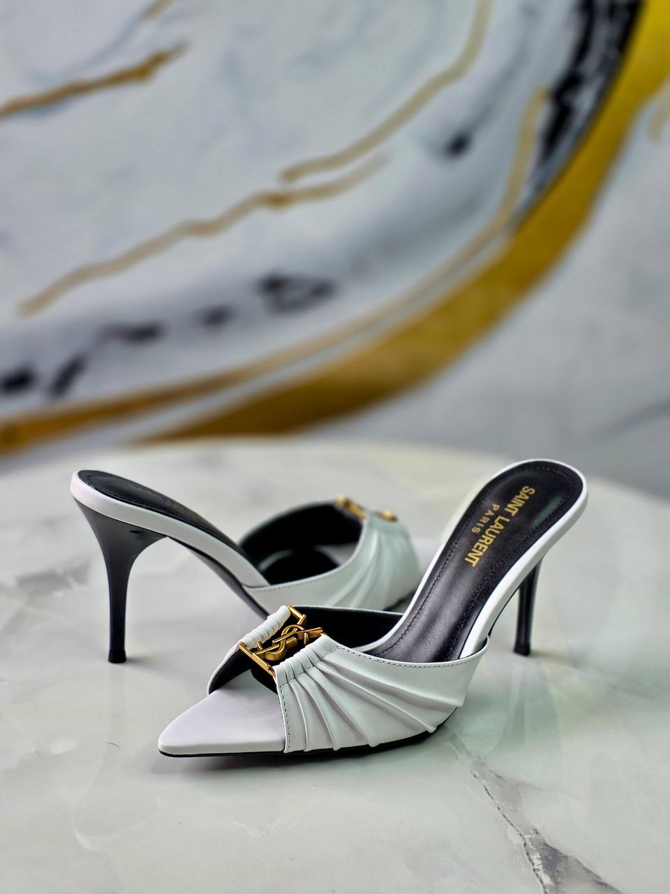 YSL
Super *AAA* *+* Quality 💯 
With original packing🎁🎁
SIZE:36and41
Available now
400 dhs💓

Zain309
♥️♥️♥️