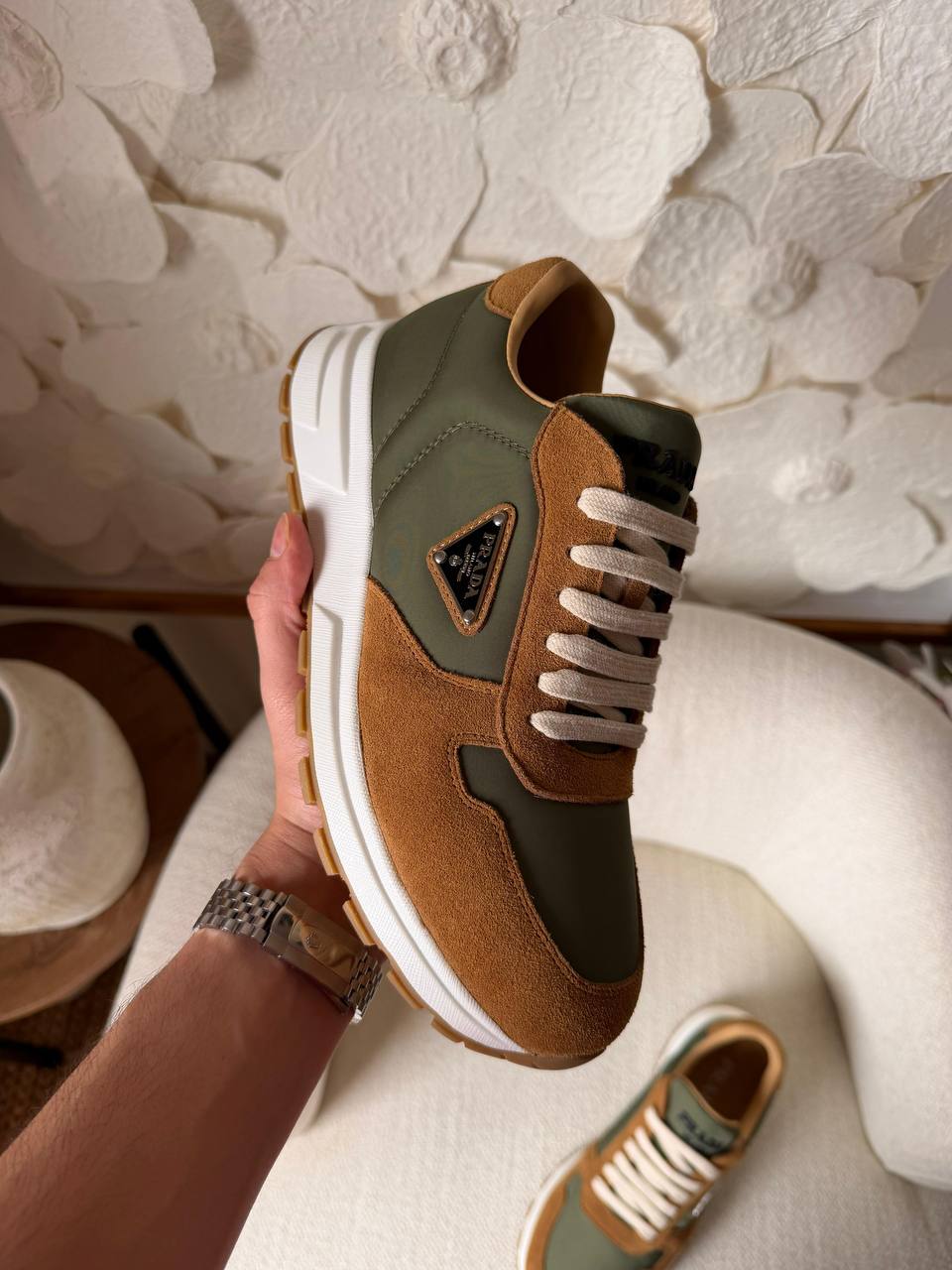 Prada Sneakers
*Vip Quality*
*Size: 40 to 46*
400 dhs✅

Zain185
♥️♥️♥️