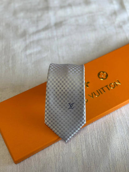 HERMES - LV
*TIE*
*Master quality*
*New collection*
180 dhs✅

Zain179
♥️♥️♥️
