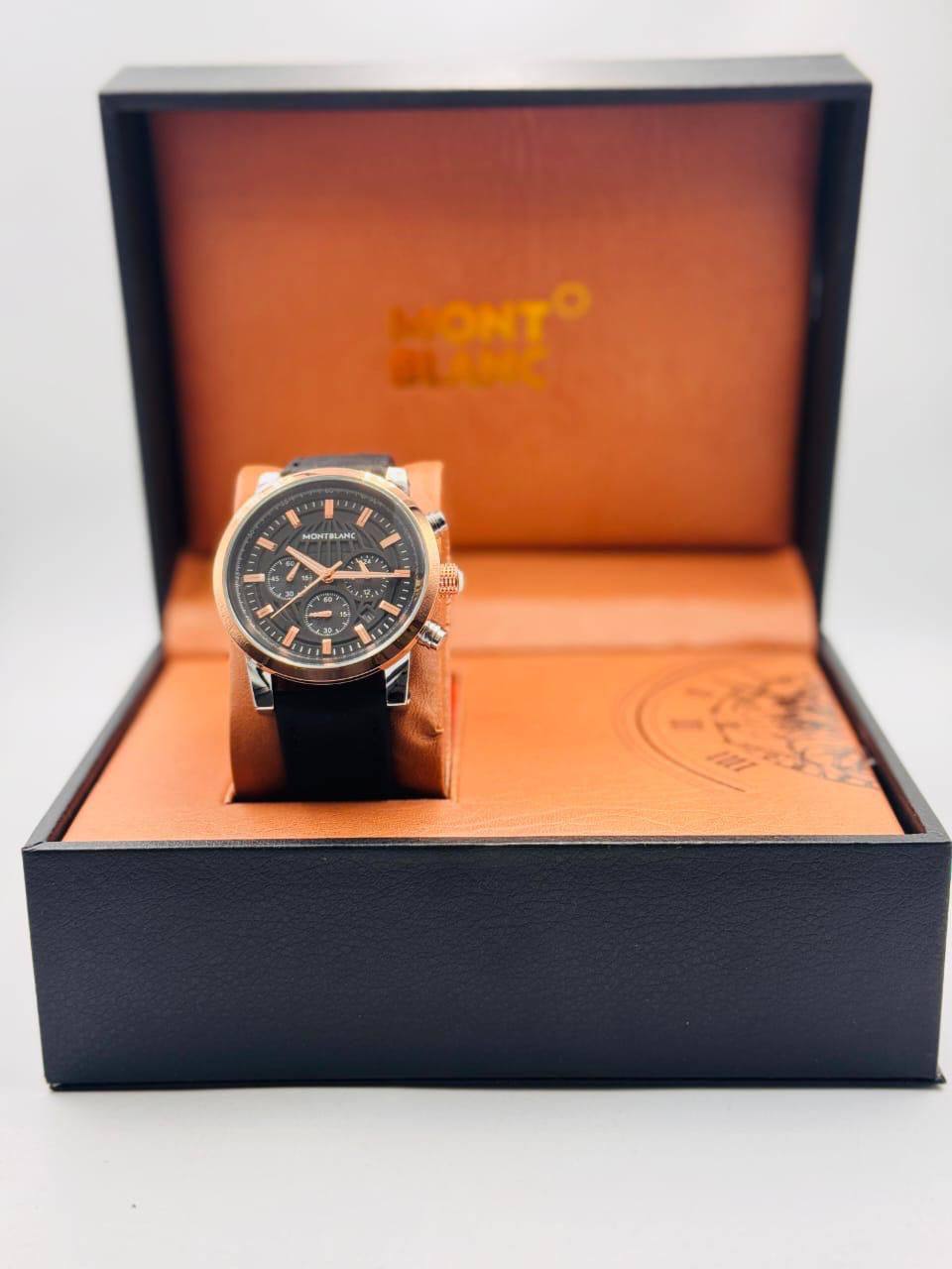 Mont blanc Men
*chronograph working*
*offer price 
55 dhs🪙🌨️

Zain08
♥️♥️♥️