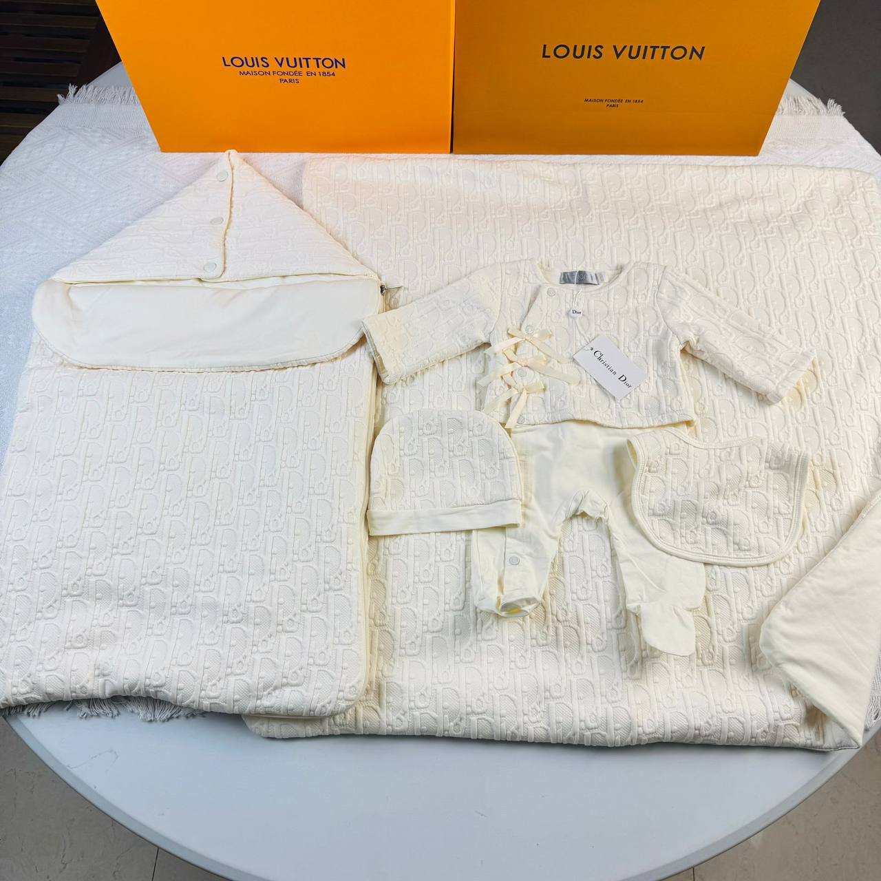 Baby Clothes 
New Stock
For Price 👇 WTSP Text Zain 0568585901

Zain151
♥️♥️♥️