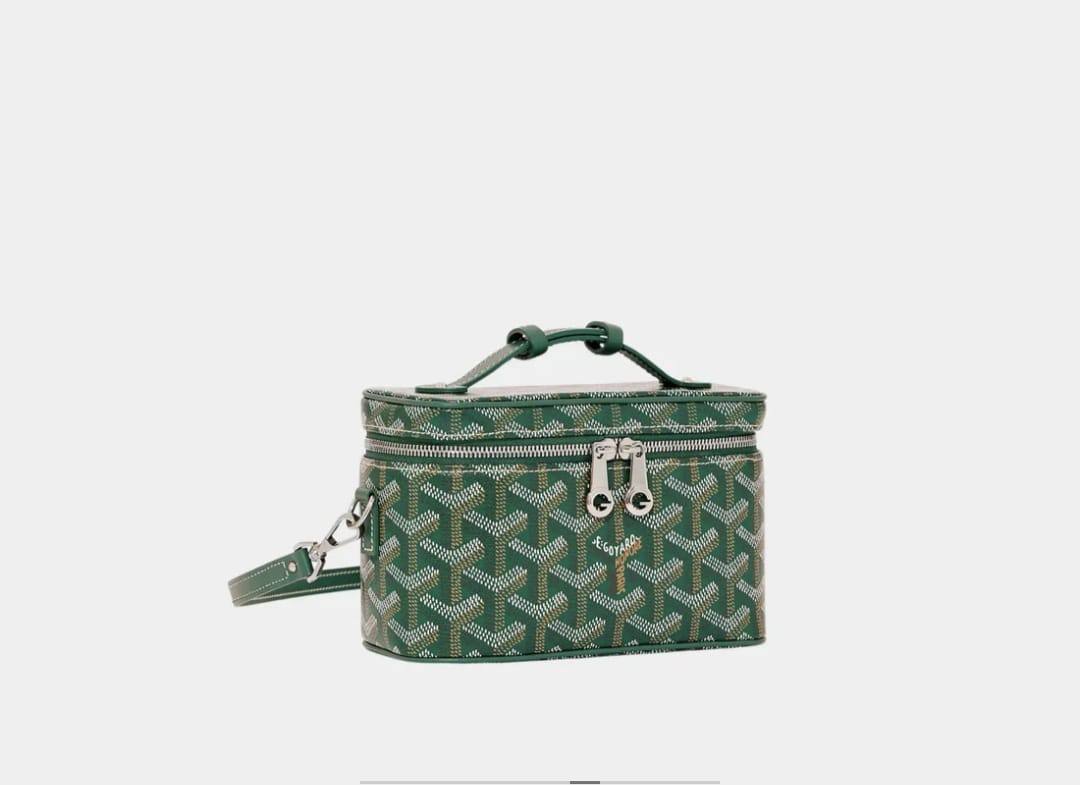 Goyard

withbox 
🎁🎁🎁

95 dhs🗽

Zain143
♥️♥️♥️