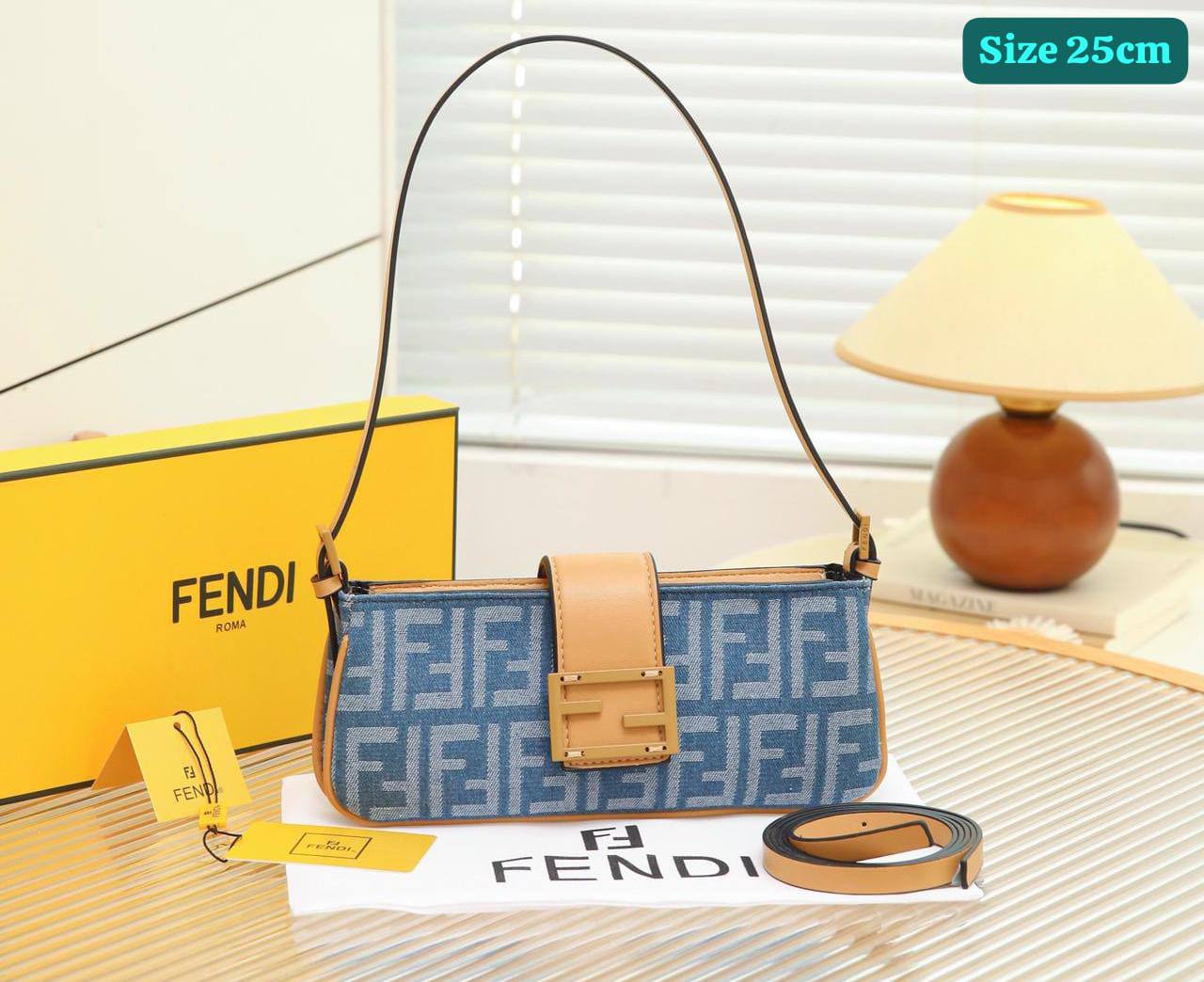 Fendi
Good quality 

with box 🎁🎁🎁

90 dhs💓

Zain186
♥️♥️♥️