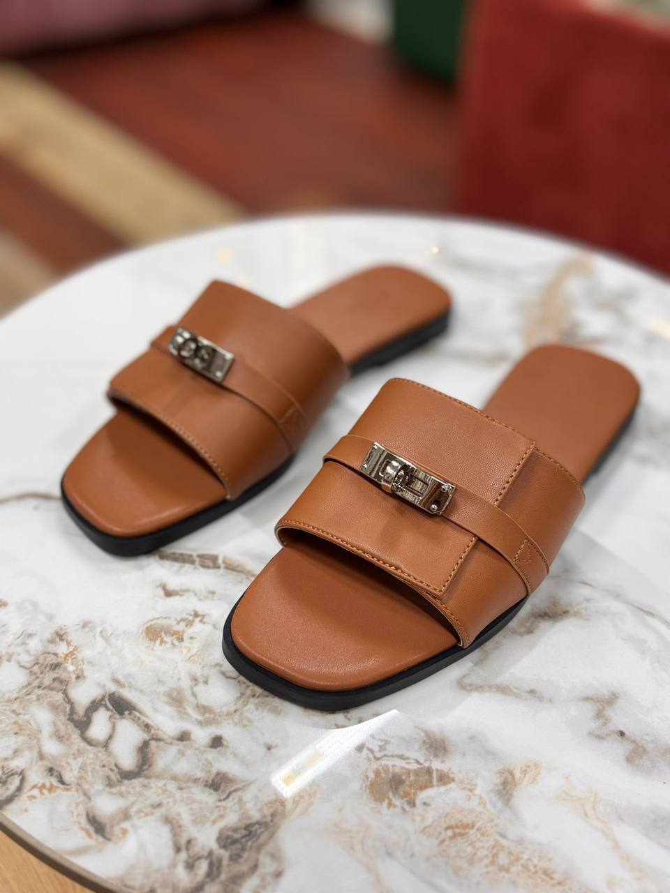 Hermesn
Size 36-41
100 dhs✅
High Quality

Zain55
♥️♥️♥️