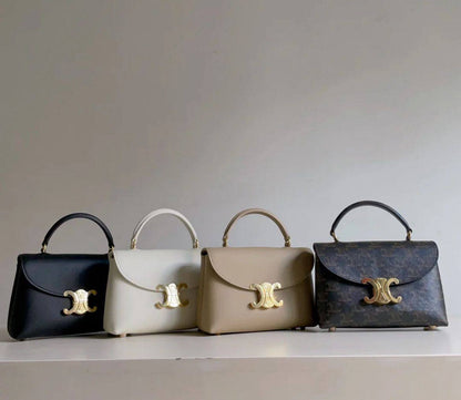 Celine - MK
90 dhs🪙🌨️

With box
🎁🎁🎁

Zain35
♥️♥️♥️