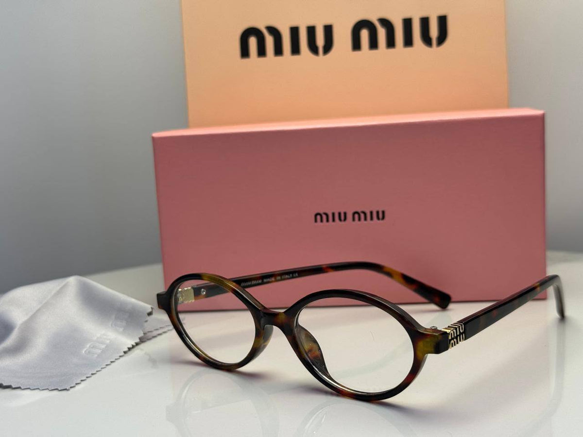 Miu Miu
Good quality 

65 dhs🇦🇪🇦🇪

Zain182
♥️♥️♥️