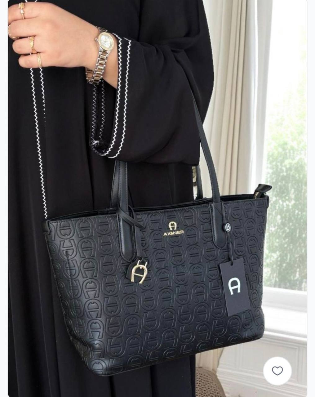 Tote Bags
100 dhs🇦🇪🇦🇪 
high quality  42cmcm

Zain26
♥️♥️♥️