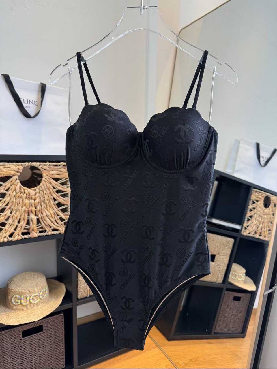 CHANEL
Women’s Swimsuit
Master Quality 
SMLXL
280 dhs✅

Zain276
♥️♥️♥️