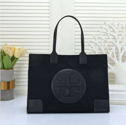 Tory  Burch
SIZE  ………42CM 🥰
95 dhs🪙🌨️

Zain244
♥️♥️♥️