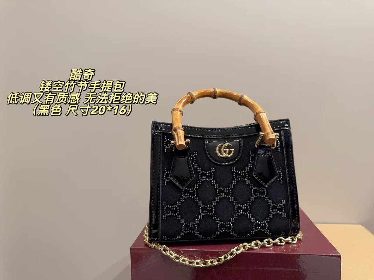 Gucci
Master🌺
Gucci💕💕
20cm🤗 270 dhs✅
with Double Box 🗃️

Zain297
♥️♥️♥️