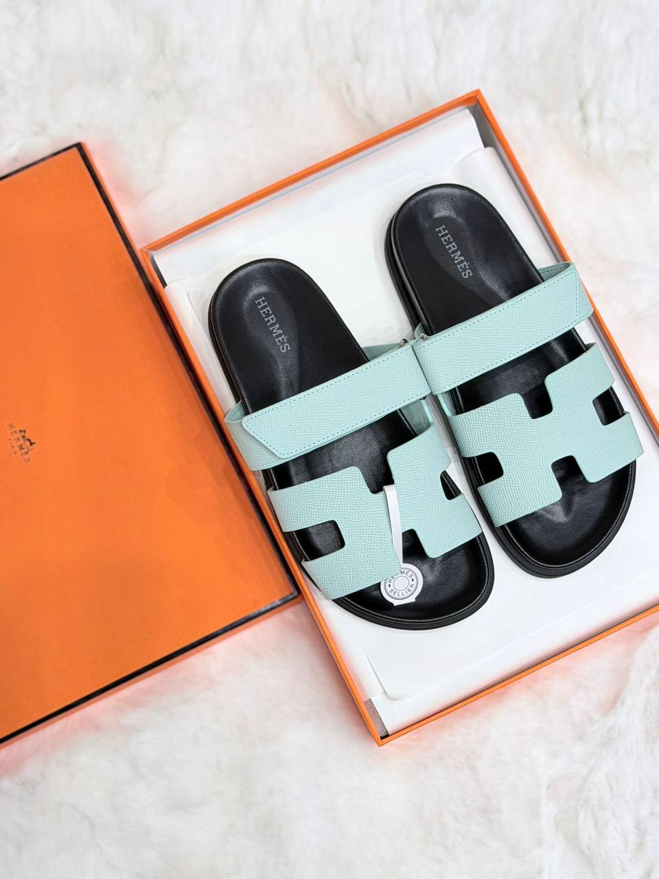 😍 HERMEES 😍

💎 _*VIP QUALITY +A*_ 💎
Size 37 To 41

490 dhs✅

Zain292
♥️♥️♥️