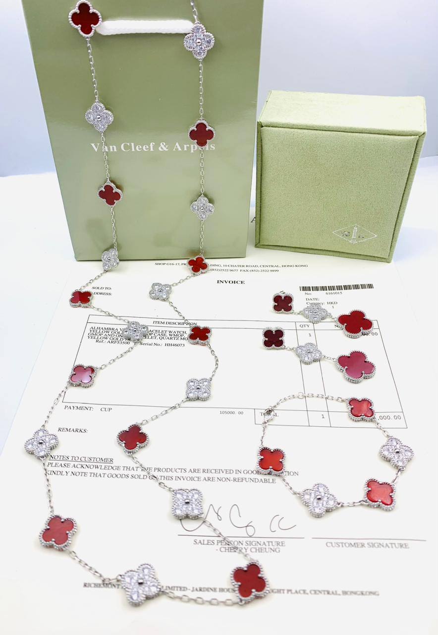 VCA MASTER
💫✨
NECKLACE 20 FLOWER
BRACELET 5 FLOWER
EARRING 3 FLOWER
WITH BIG BOX AND PAPER BAG🛍️🎁
280 DHS🇦🇪🇦🇪💥

Zain89
♥️♥️♥️