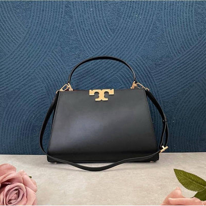 TORY Burch
100 dhs💓
with box

Zain90
♥️♥️♥️