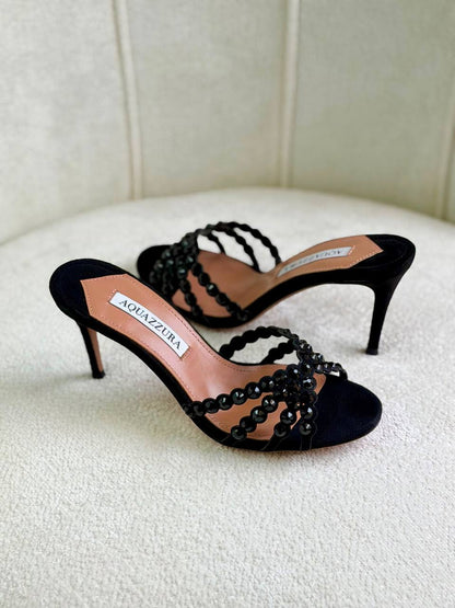 AQUAZZURA
Super *AAA* *+* Quality 💯 
With original packing🎁🎁
SIZE:36and41
Available now
450 dhs🇦🇪🇦🇪

Zain309
♥️♥️♥️