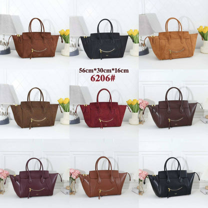 CELINE 

HIGH QUALITY 

NEW CAME 
125 dhs🇦🇪🇦🇪

Zain295
♥️♥️♥️