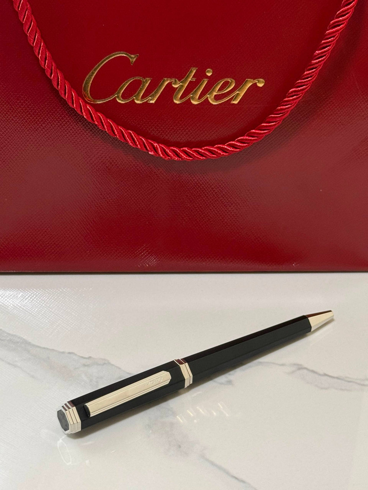 *CARTIER*✍️
*PEN*
*Super Master Quality*💯
*New available*🗽

For Price 👇 WhatsApp✅
0568585901 
0507557372
0552275751 Owner Zain 👌

Zain20
♥️♥️♥️