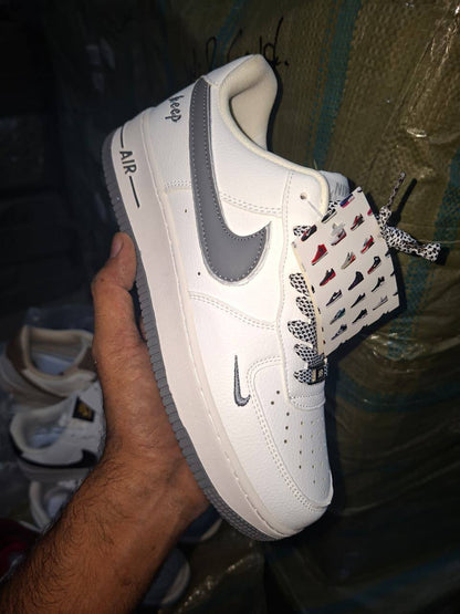 NIKE
40 to 45 size
95 dhs💓

Zain27
♥️♥️♥️