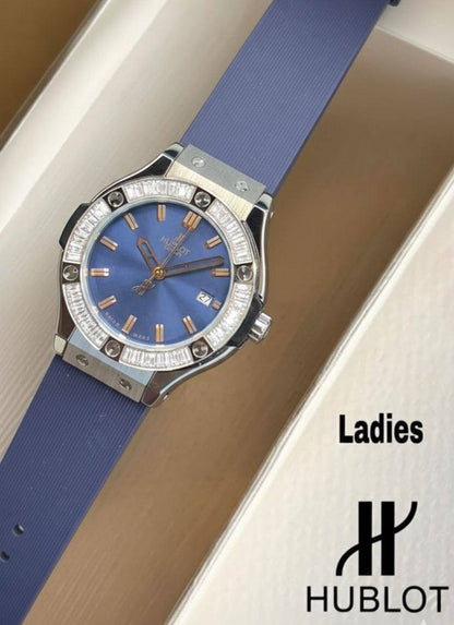 Hublot
 watch for ladies 
good quality 
210 dhs🪙🌨️

Zain59
♥️♥️♥️