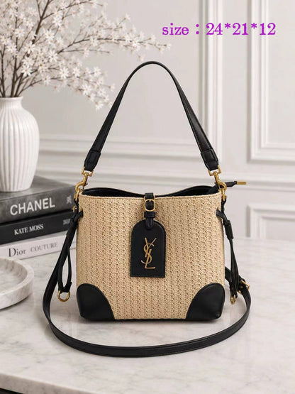 YSL
WITHBOX
115 dhs🇦🇪🇦🇪

Zain38
♥️♥️♥️