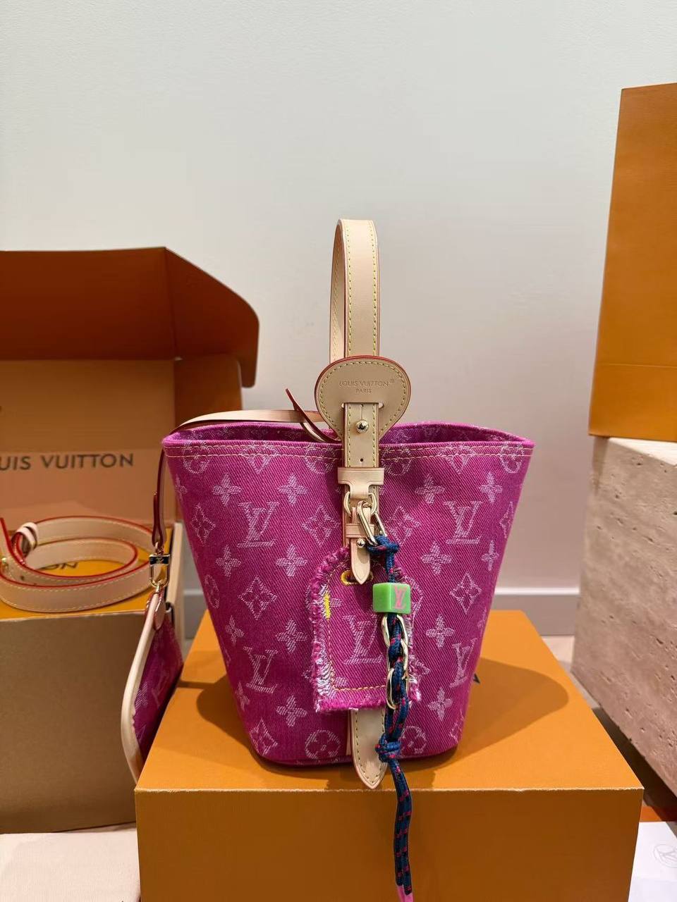 LV
Master🌺
17cm🫶🏼
340 dhs✅

Zain297
♥️♥️♥️