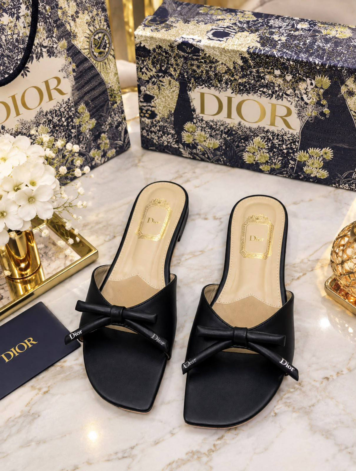 𝐍𝐄𝐖 𝐀𝐑𝐑𝐈𝐕𝐀𝐋𝐒 😍😍😍

𝐃𝐈𝐎𝐑 𝐒𝐋𝐈𝐏𝐏𝐄𝐑𝐒 
💯high quality
Size 36-37-38-39-40-41

105 dhs🇦🇪🇦🇪

Zain86
♥️♥️♥️