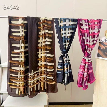 Silk scarf 

40 dhs🇦🇪  
no box

60 dhs🇦🇪 with box

Zain93
♥️♥️♥️
