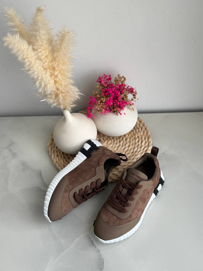 HERMES
*Vip quality*
*Size 36 to 42*
450 dhs✅

Zain113
♥️♥️♥️