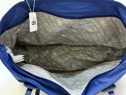 ALO BAG
GOOD QUALITY 
60 dhs💓
SIZE: 52,30,16 CM

Zain40
♥️♥️♥️