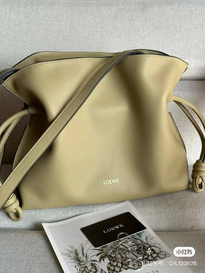 Loewe Master
280 dhs✅
#29cm❤️❤️🙋‍♂️

Zain228
♥️♥️♥️