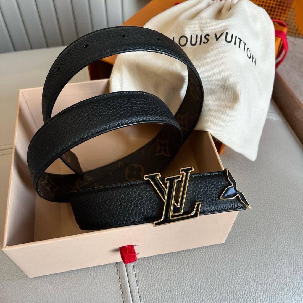 LV Belt
💜*super master*💜
300 dhs✅

Zain160
♥️♥️♥️