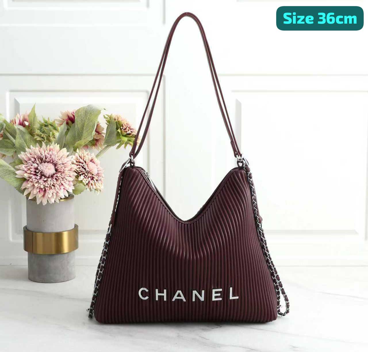 Chanel
Good quality 
105 dhs❣️

Zain186
♥️♥️♥️