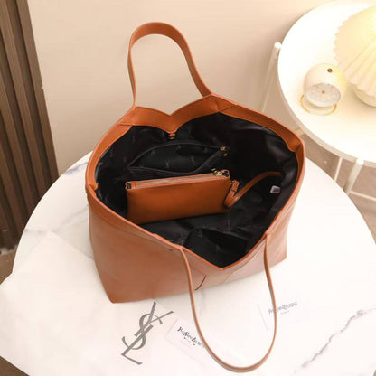 💞 YSL Tote 2 in 1
1⃣️ First quality
Size: 47 * 18 * 30 cm
100 dhs✅

Zain115
♥️♥️♥️