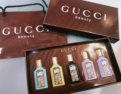 GUCCI FLORA SET 

65 dhs🇦🇪🇦🇪
Zain01
♥️♥️♥️
