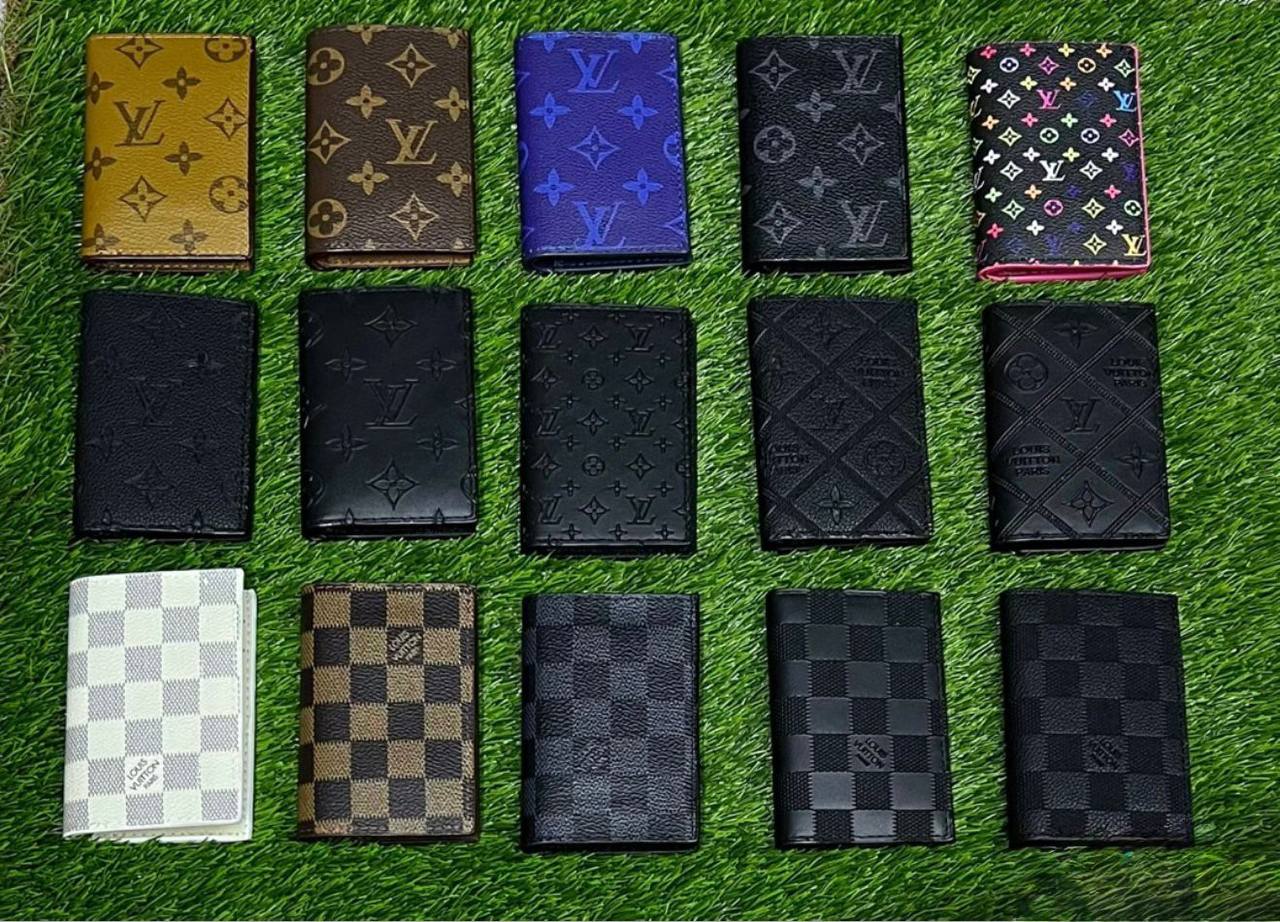 Wallets

With box
🎁🎁🎁

30 dhs🪙🖤

Limit Stock

Zain93
♥️♥️♥️