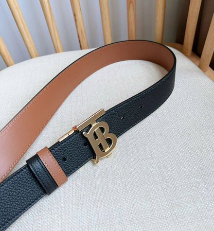 BURBERRY

Master quality

320 dhs🇦🇪🇦🇪

Zain164
♥️♥️♥️